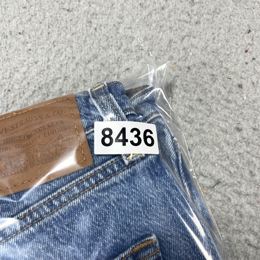 Levis Ribcage Crop Boot Jeans Womens 26 Blue Med Wash High Rise Stretch 26x26 - Picture 14 of 14